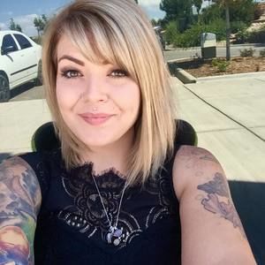 Meet your Posher, Hannah